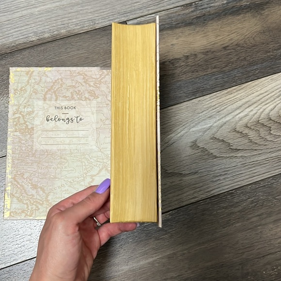 Box - Picture 3 of 5